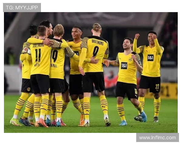 法兰克福俱乐部最新动态:球队表现持续提升 未来赛事展望分析